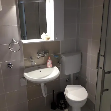 Studio Apartman Ld U Strogom Centru Novi Sad Exterior foto