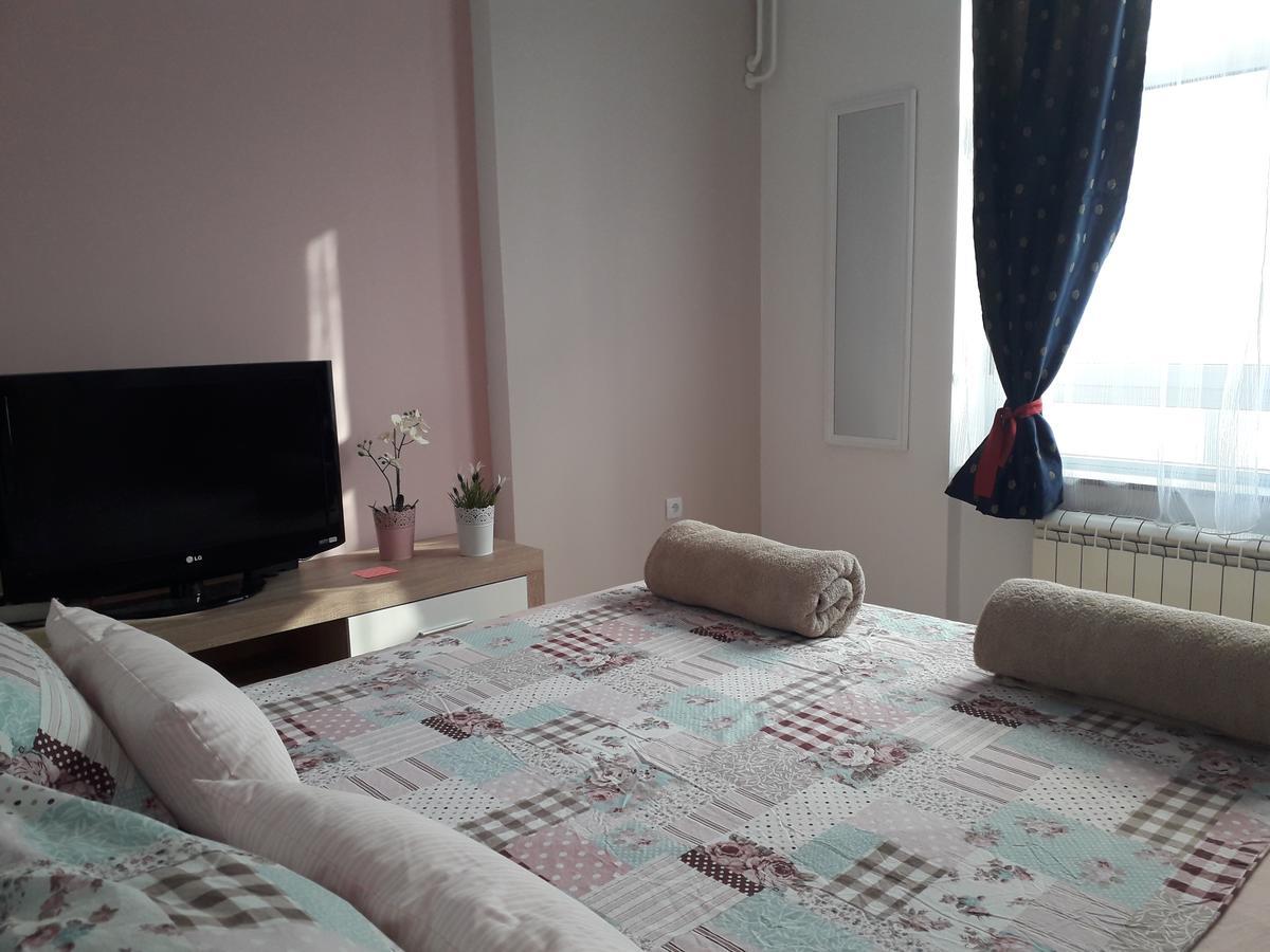 Apartment Ld U Strogom Centru Novi Sad